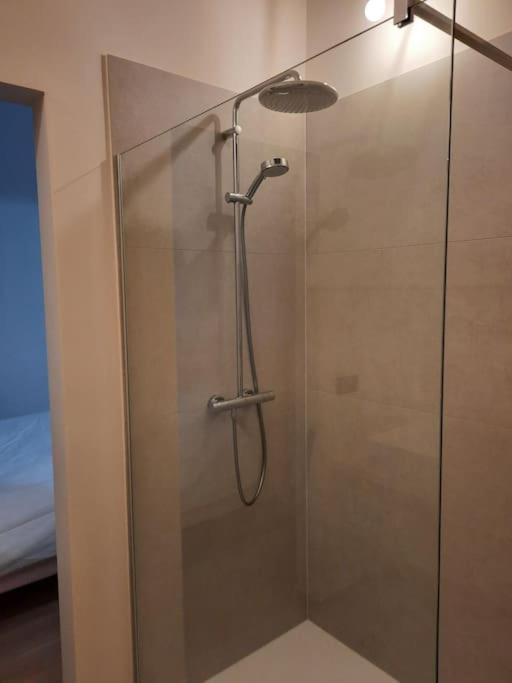 Komo Hill Stays - Guestroom Komo Cosy Kruisem Екстер'єр фото