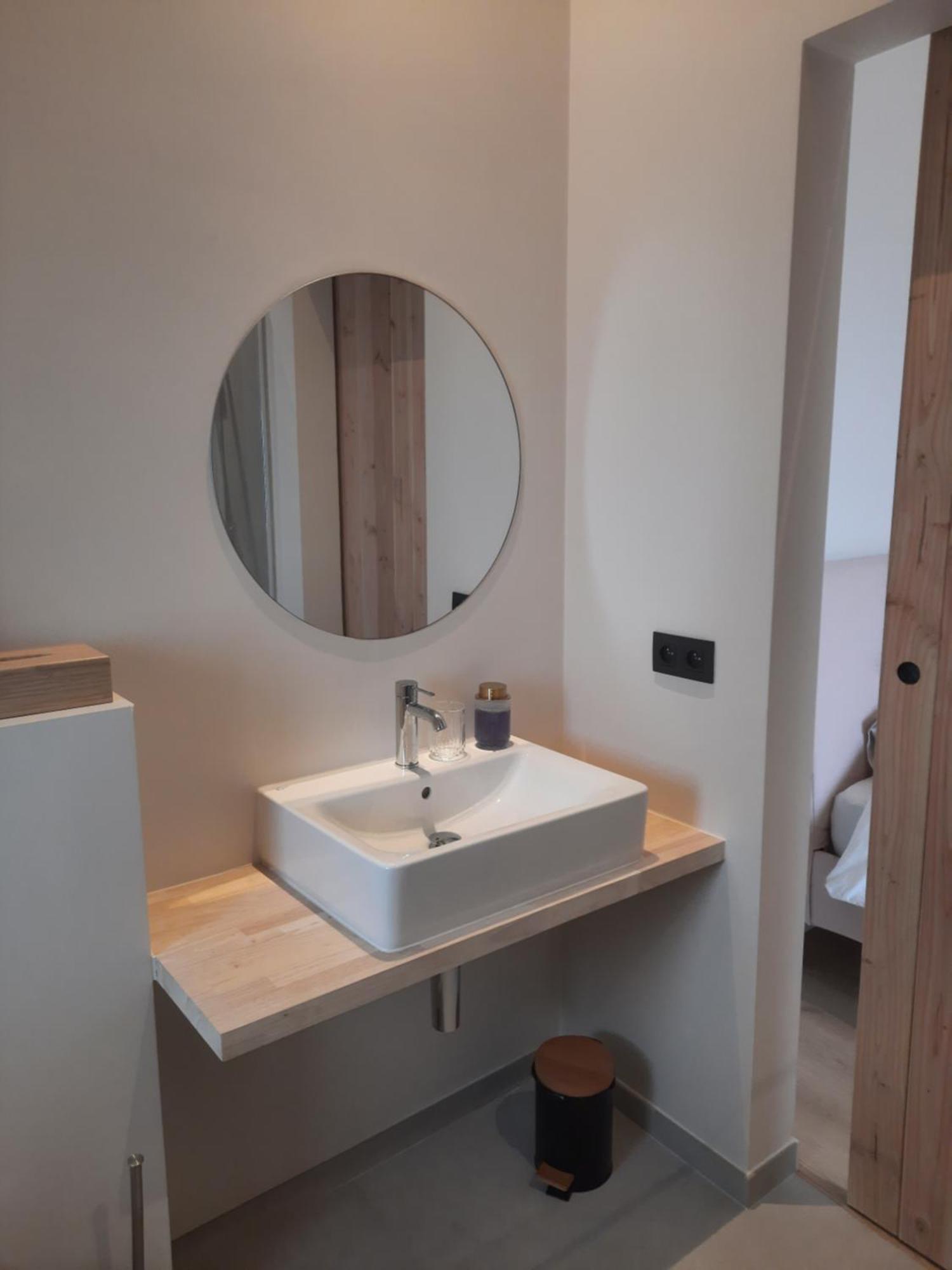 Komo Hill Stays - Guestroom Komo Cosy Kruisem Екстер'єр фото